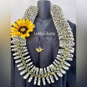 Handmade money lei with real 50 singles (sunflower)